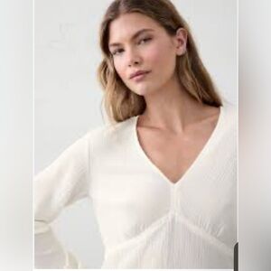 Banana Republic Crinkle Top